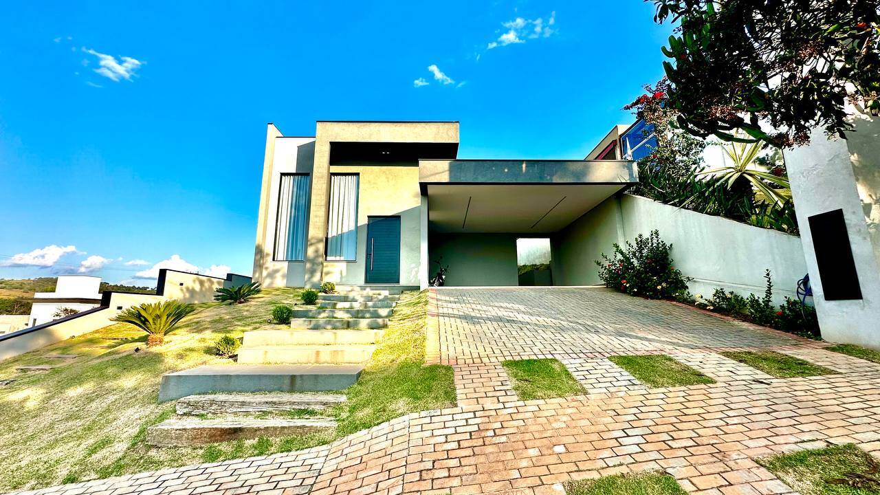 #574 - Casa para Venda em Atibaia - SP
