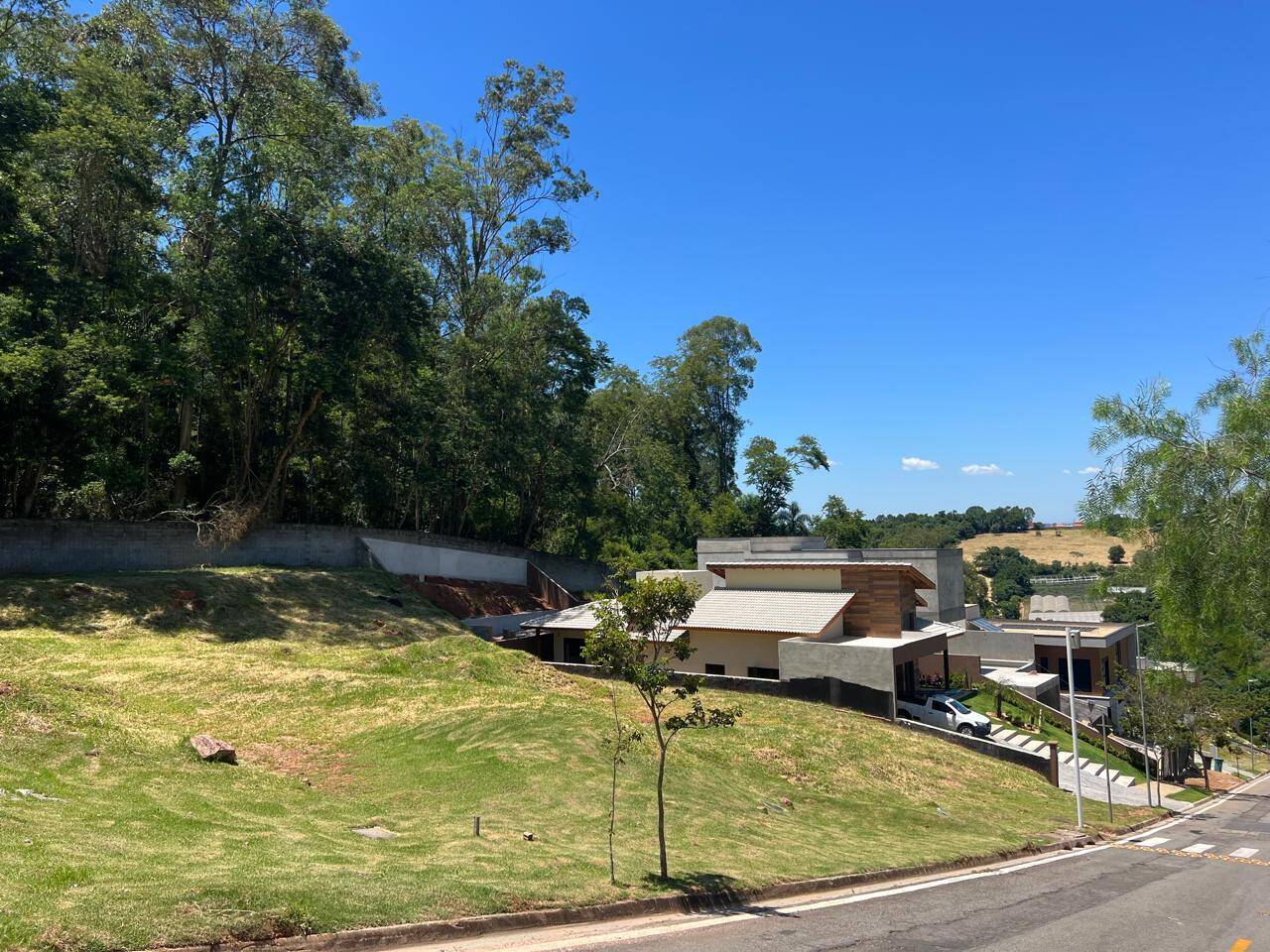 #682 - Terreno em condomínio para Venda em Atibaia - SP
