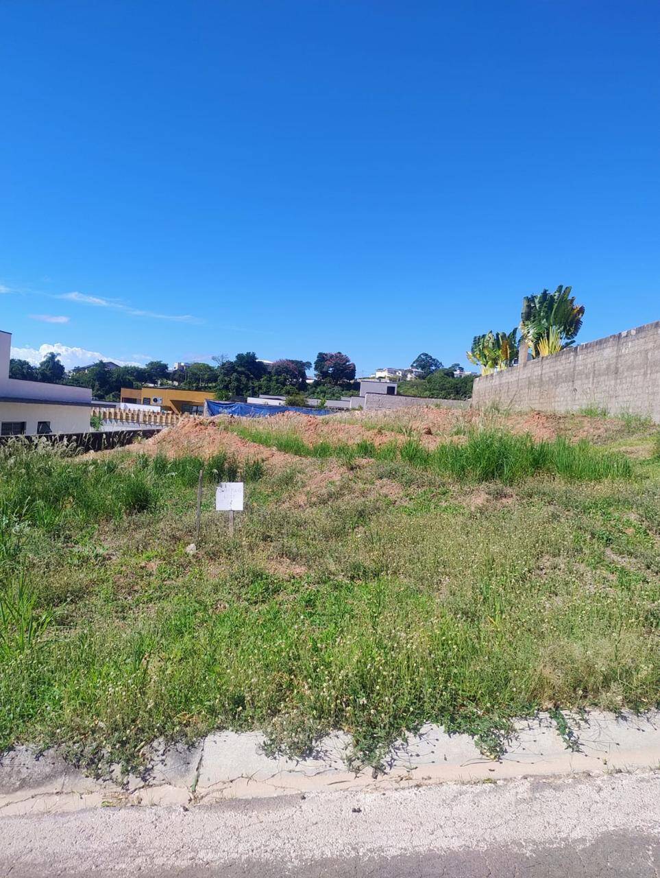 #785 - Terreno em condomínio para Venda em Atibaia - SP