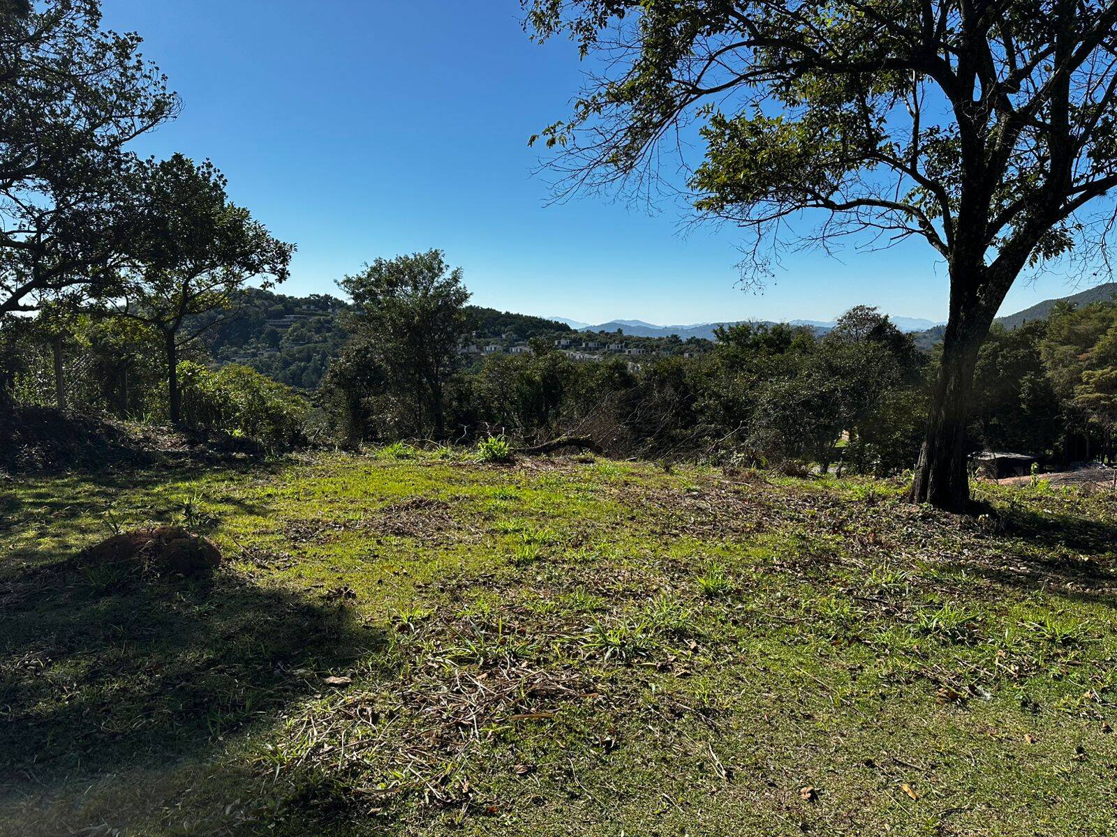 #946 - Terreno em condomínio para Venda em Atibaia - SP