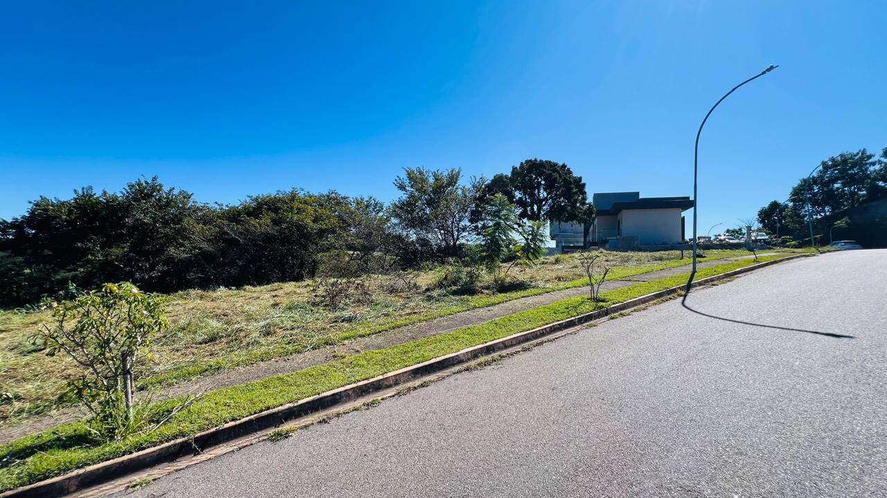 #949 - Terreno em condomínio para Venda em Atibaia - SP