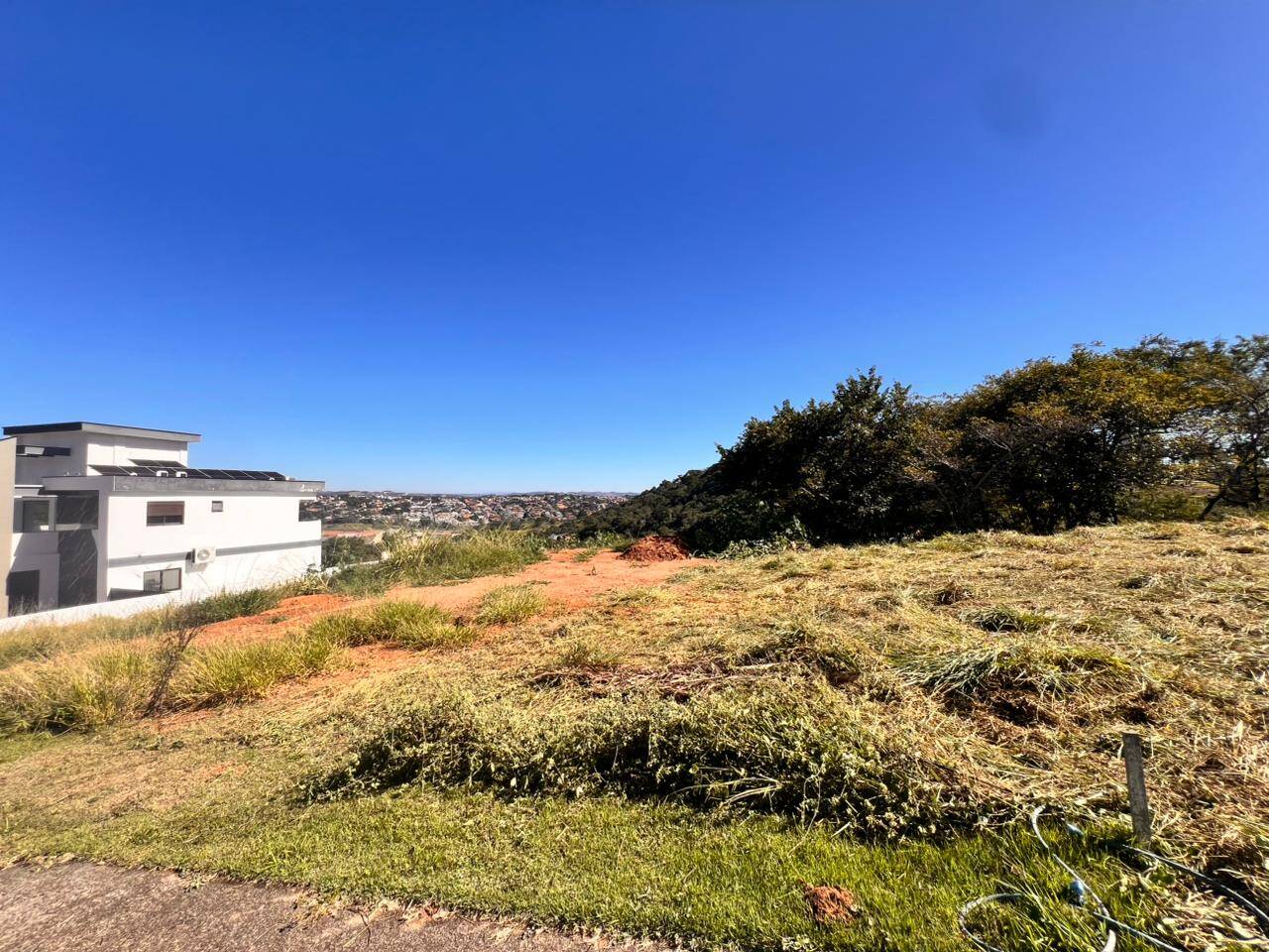 #950 - Terreno em condomínio para Venda em Atibaia - SP