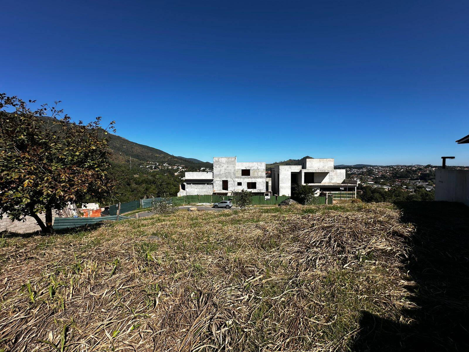#956 - Terreno em condomínio para Venda em Atibaia - SP