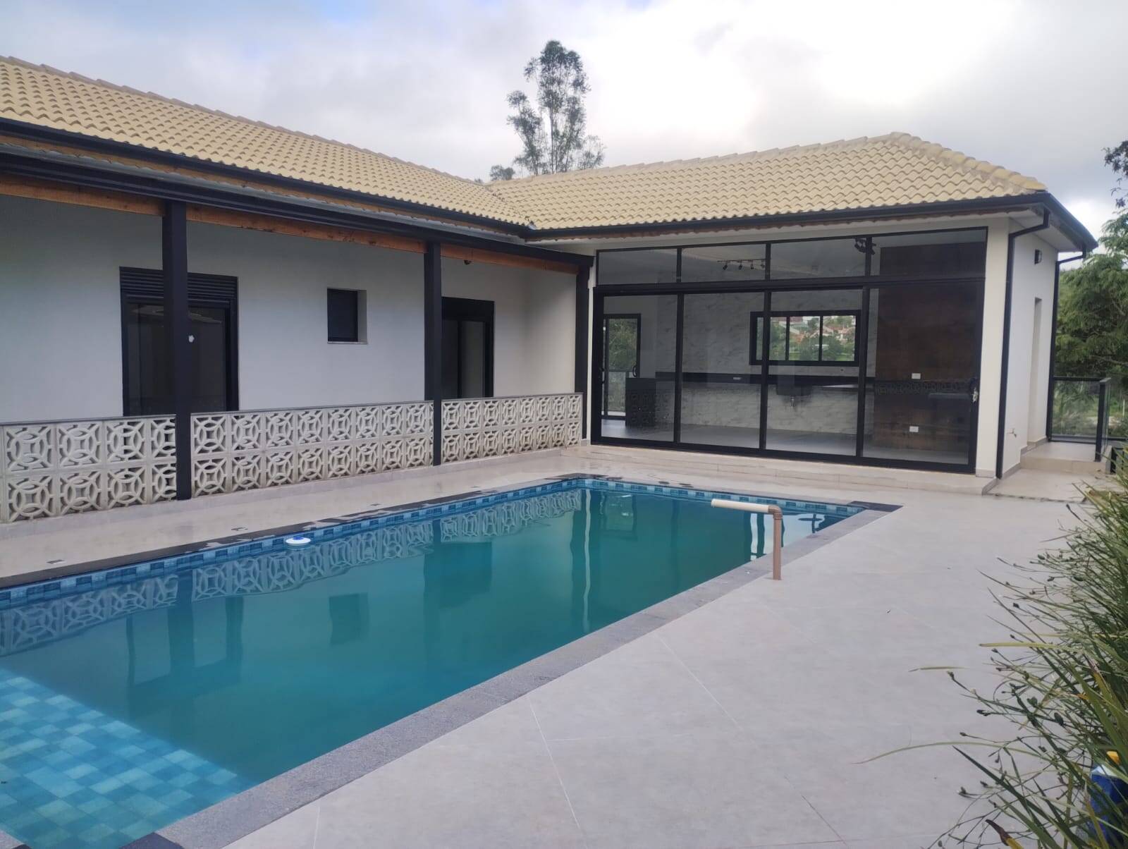 #969 - Casa de campo para Venda em Atibaia - SP