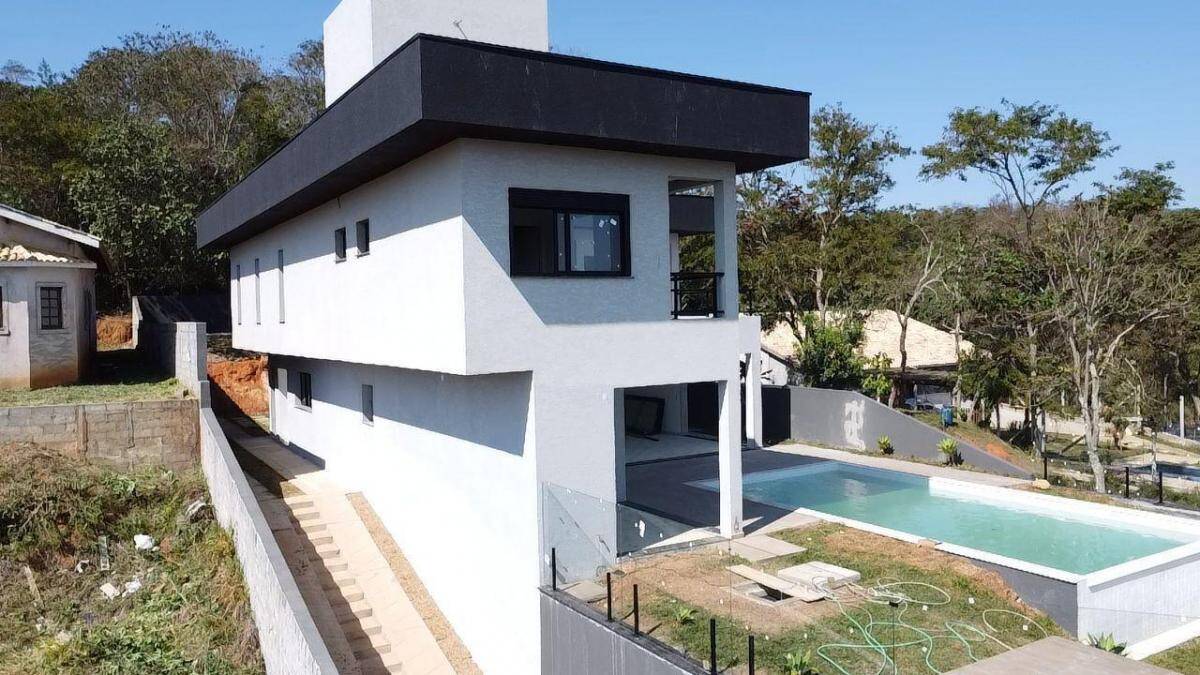 #845 - Casa em condomínio para Venda em Atibaia - SP