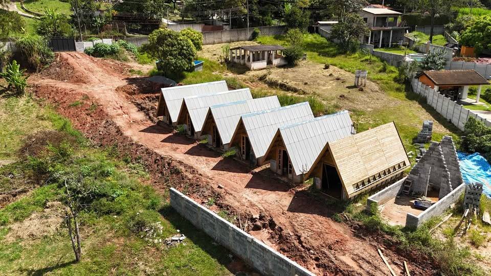 #1138 - Chalé para Venda em Atibaia - SP