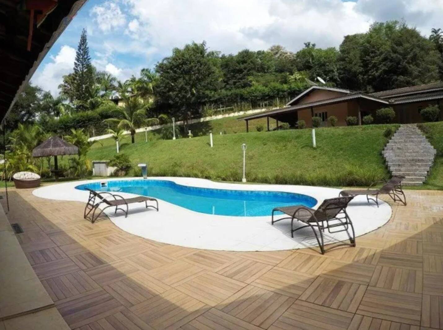 #1162 - Chácara em condomínio para Venda em Bom Jesus dos Perdões - SP