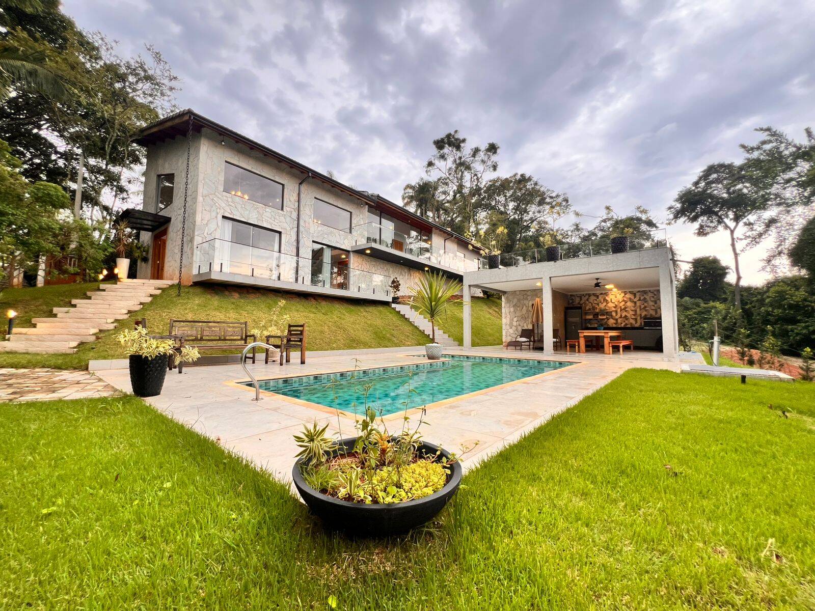 #692 - Chácara em condomínio para Venda em Atibaia - SP