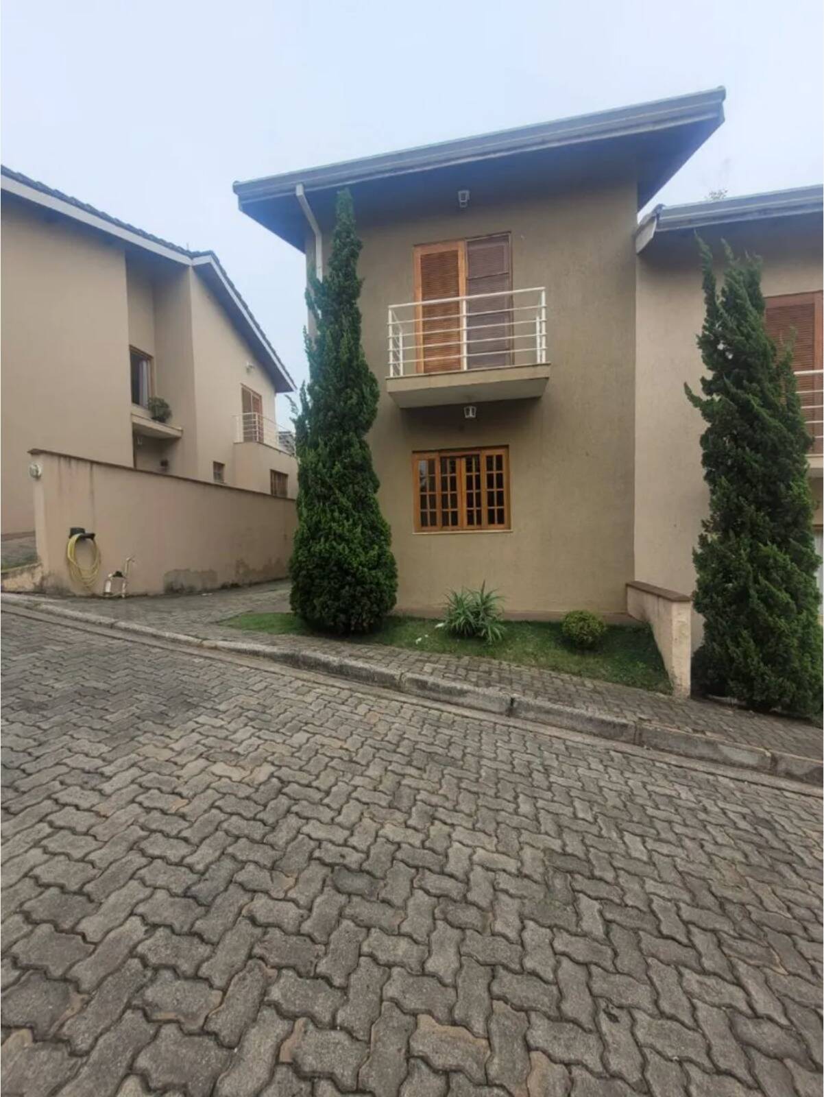 #1250 - Casa em condomínio para Locação em Atibaia - SP