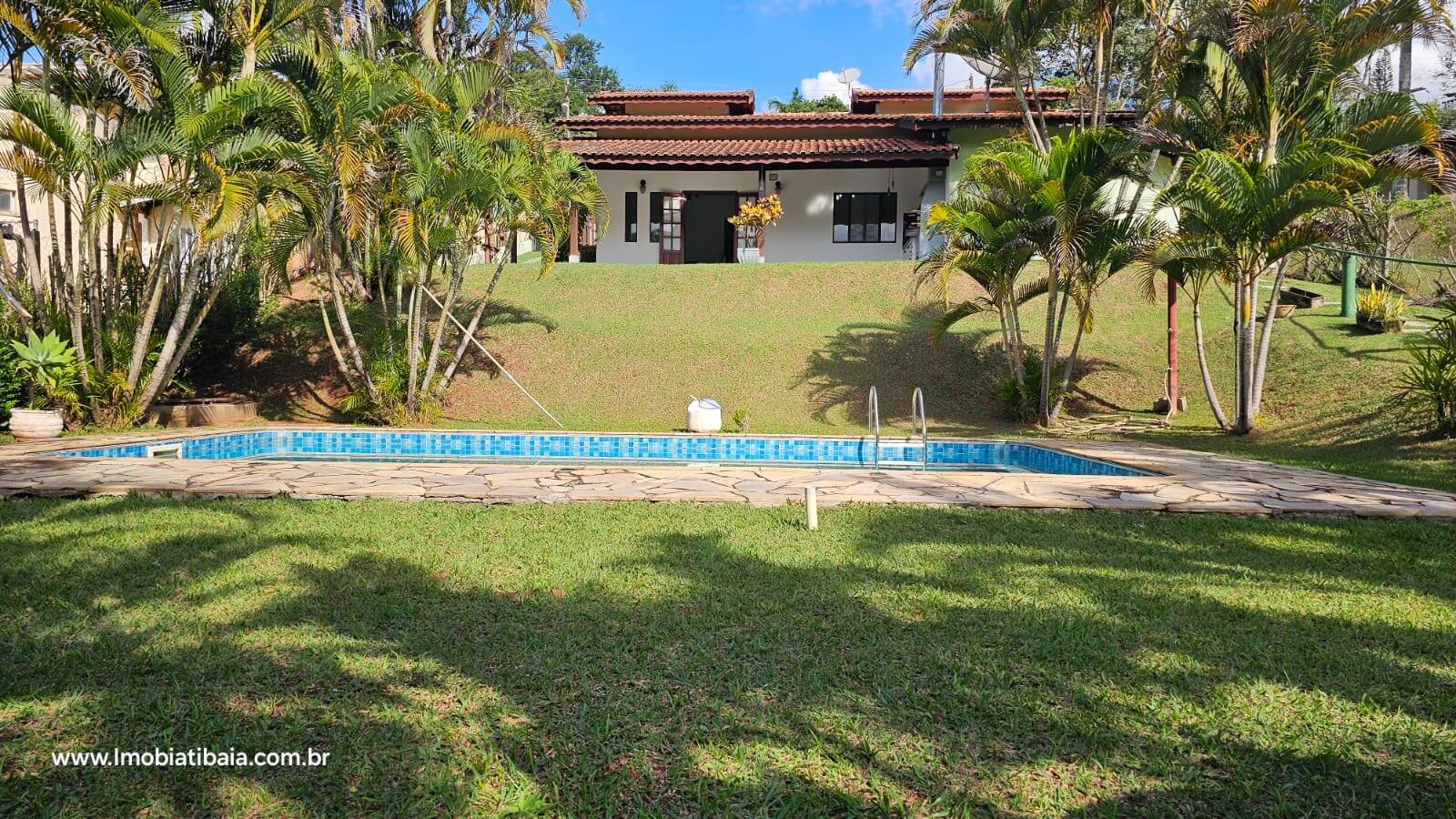 #1300 - Chácara em condomínio para Venda em Bom Jesus dos Perdões - SP