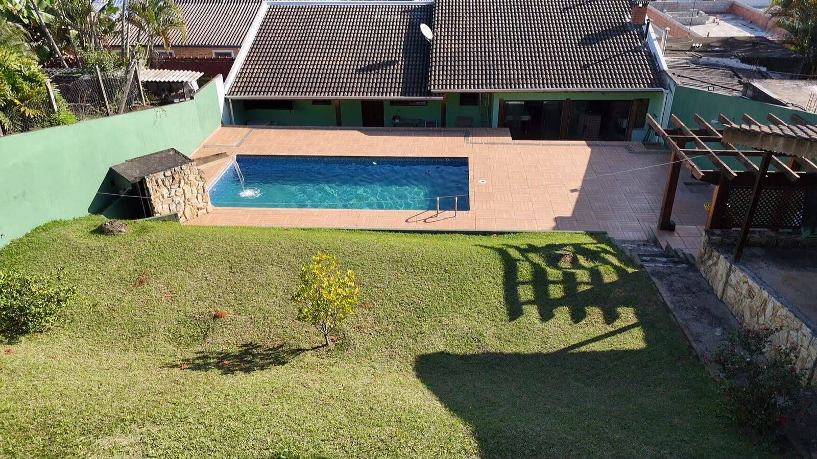 #1317 - Casa para Venda em Atibaia - SP