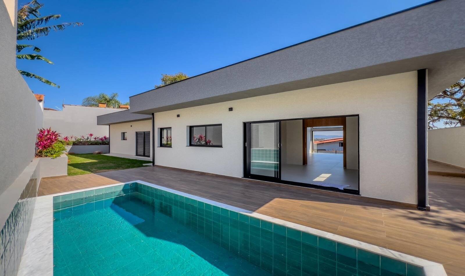 #1333 - Casa para Venda em Atibaia - SP