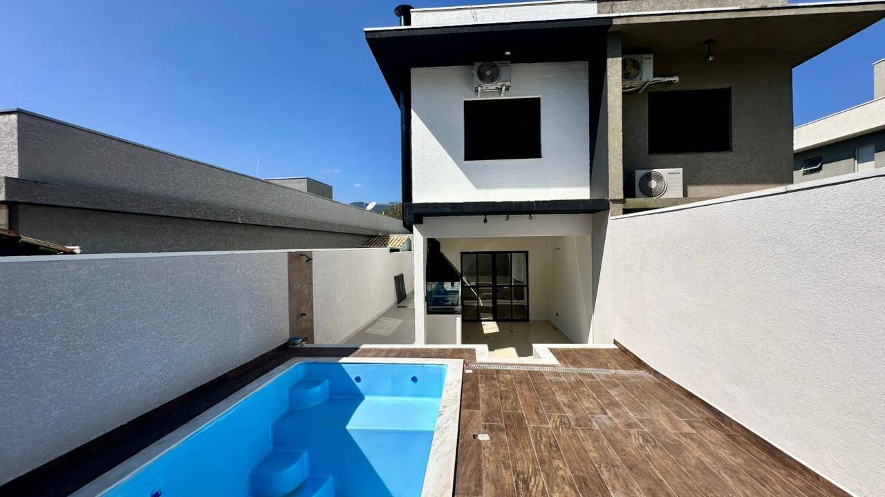 #1338 - Casa para Venda em Atibaia - SP