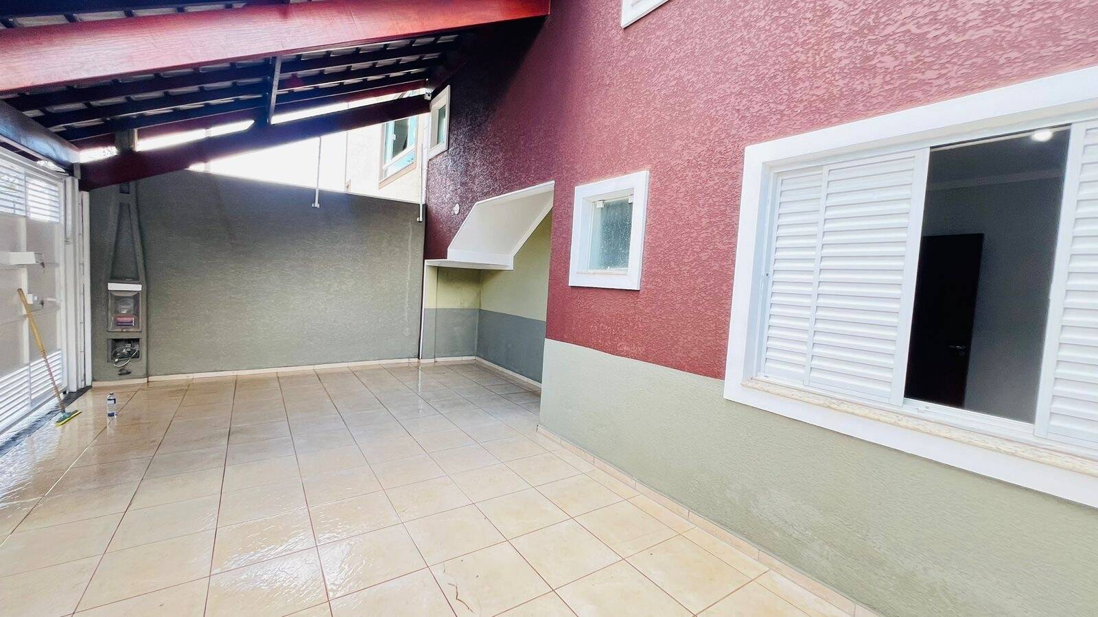 #168 - Casa para Venda em Atibaia - SP