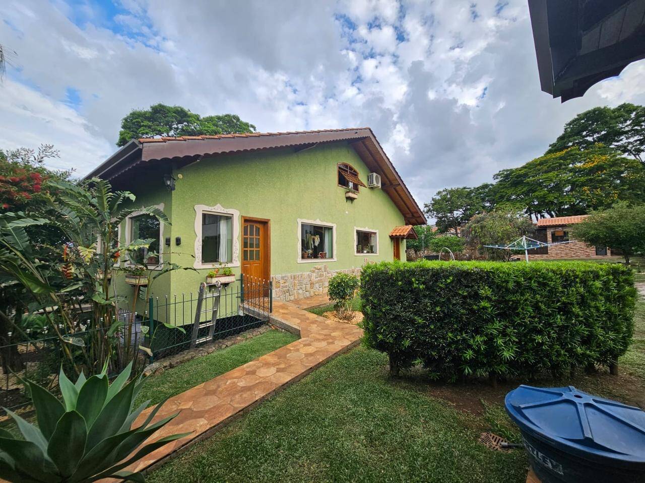 #1401 - Casa para Venda em Atibaia - SP