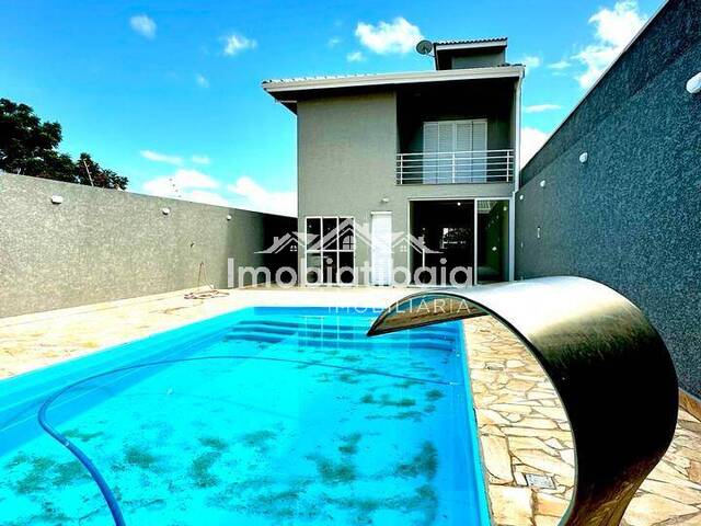 #497 - Casa para Venda em Atibaia - SP