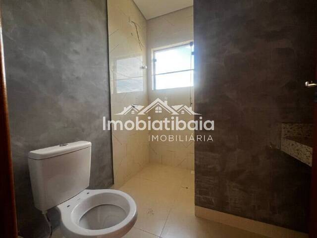 Casa para Venda em Atibaia - 5