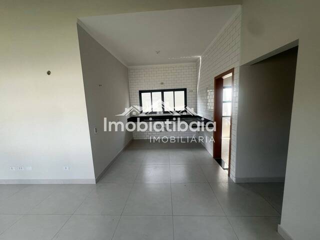 Casa para Venda em Atibaia - 4