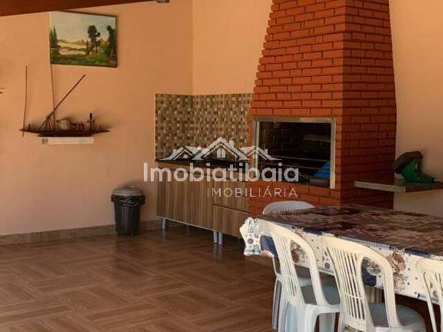 Casa para Venda em Atibaia - 4