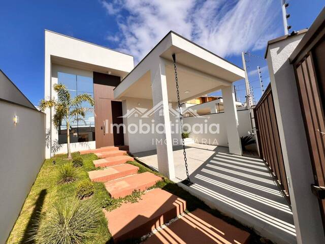 Casa para Venda em Atibaia - 4