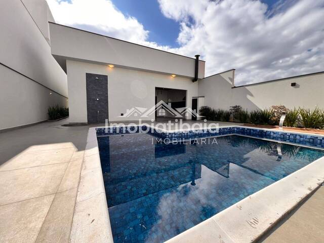 #926 - Casa para Venda em Atibaia - SP - 2