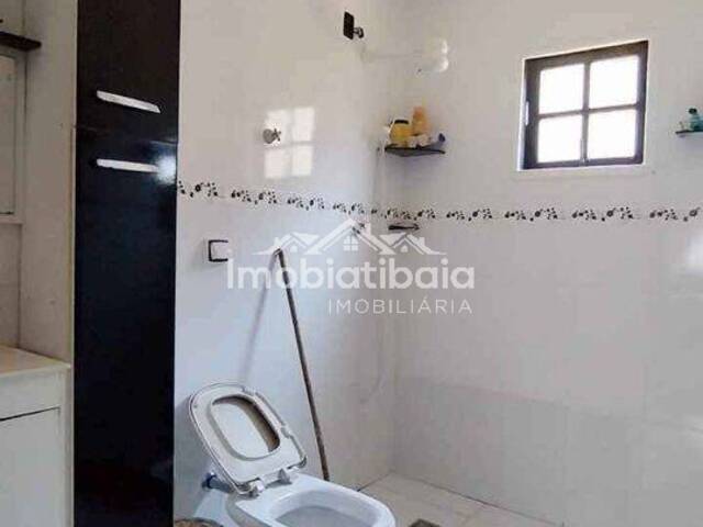 Casa para Venda em Atibaia - 4