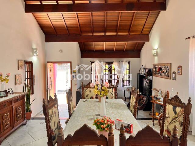 Casa para Venda em Atibaia - 4