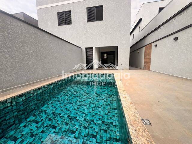 #1082 - Casa para Venda em Atibaia - SP - 1