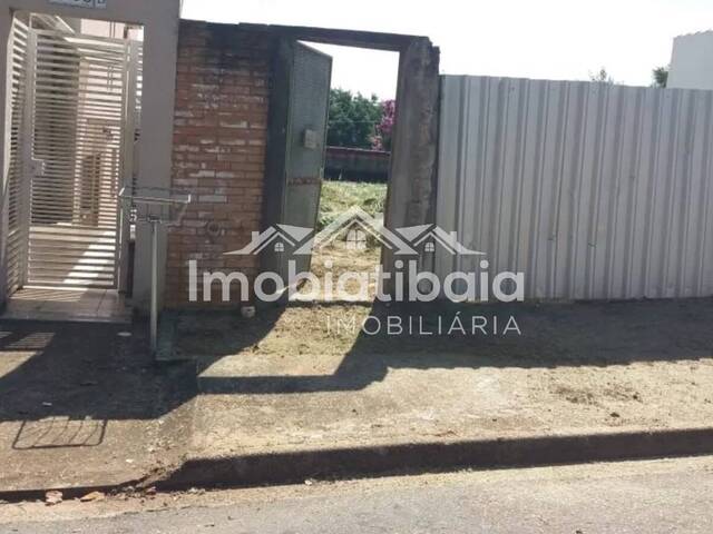 Terreno para Venda em Atibaia - 4