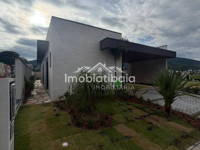 Venda em San Fernando Valley - Atibaia