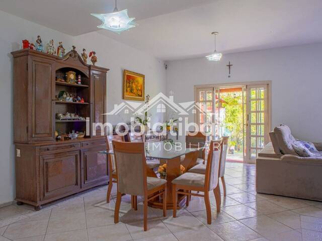 #1242 - Casa para Venda em Atibaia - SP - 2