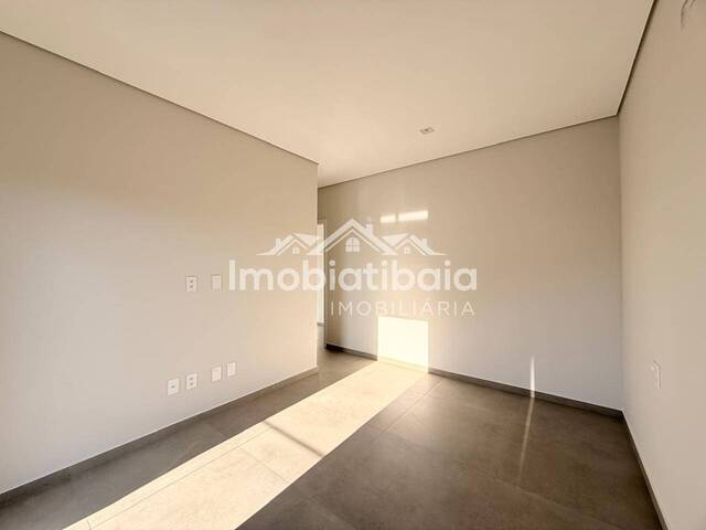 #1253 - Casa para Venda em Atibaia - SP