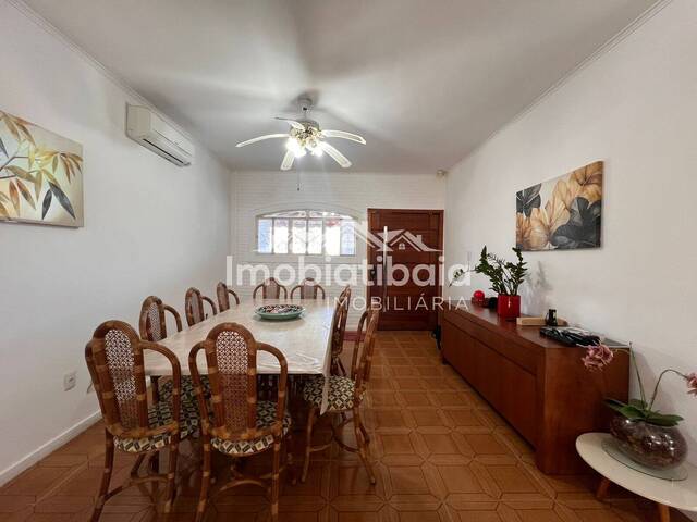 Casa para Venda em Atibaia - 4