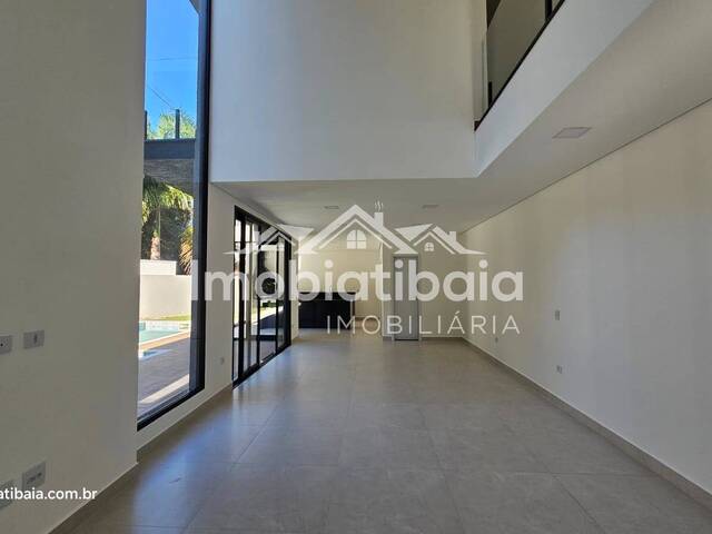 Casa para Venda em Atibaia - 3