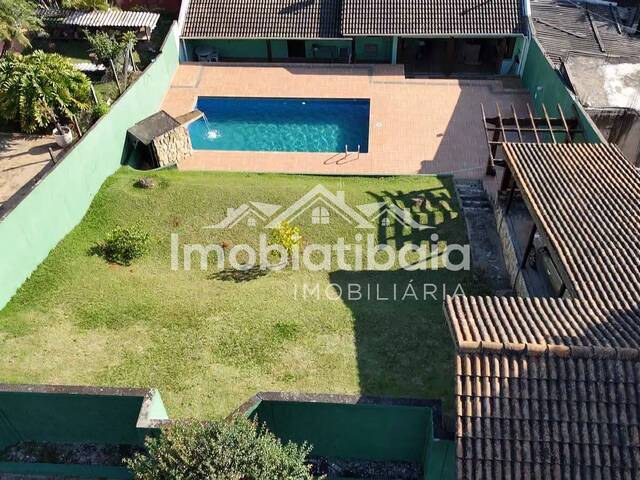 Casa para Venda em Atibaia - 2