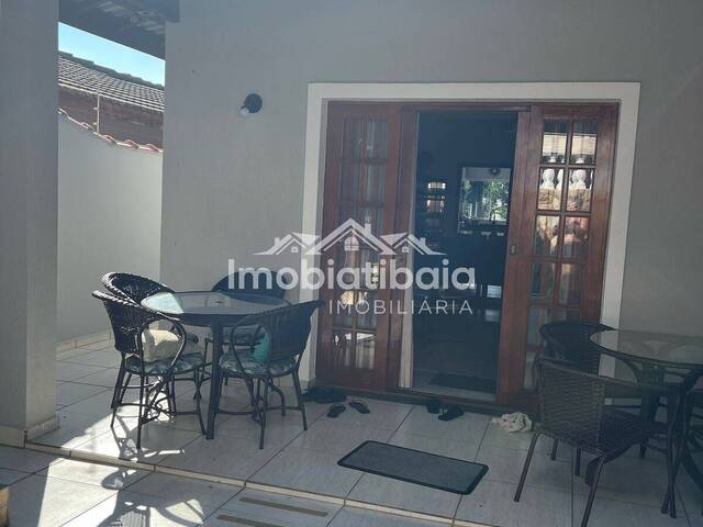 Casa para Venda em Atibaia - 3