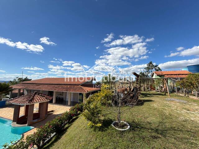 Casa para Venda em Atibaia - 2