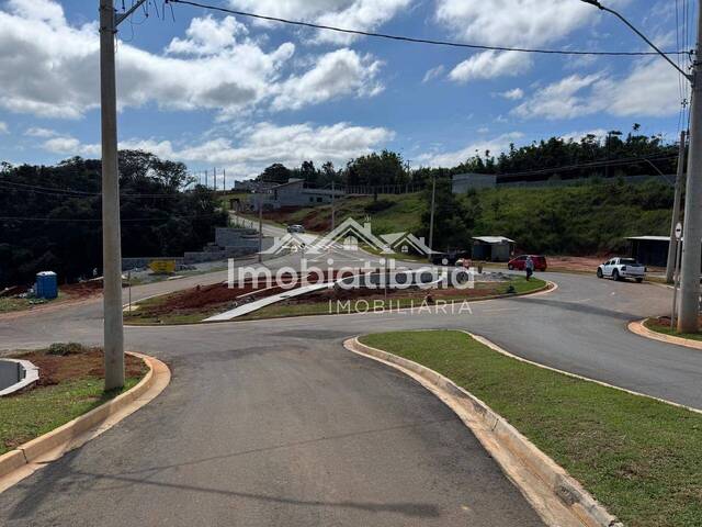 Área para Venda em Atibaia - 4