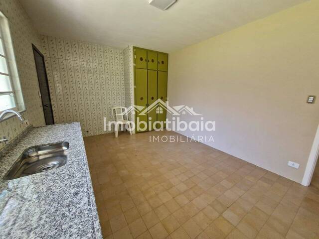 Casa para Venda em Atibaia - 3