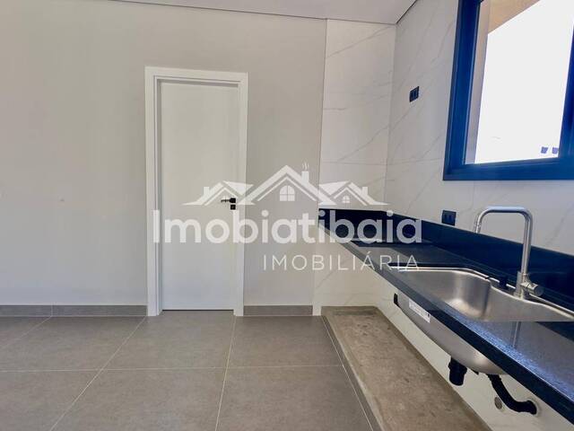 Casa para Venda em Atibaia - 4