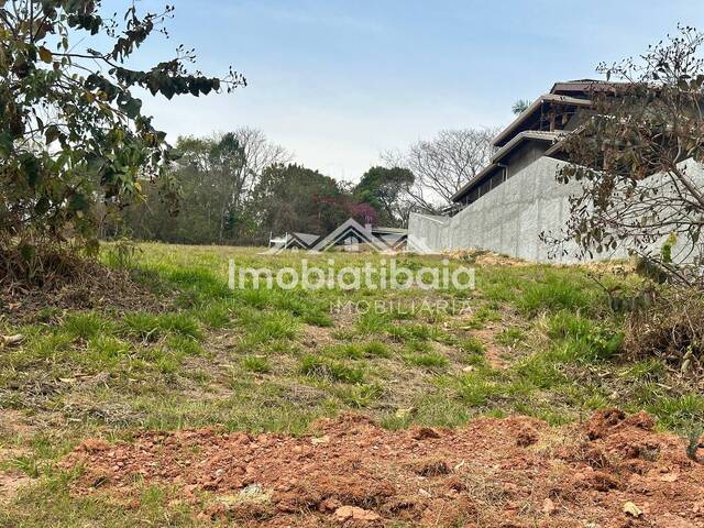 Área para Venda em Atibaia - 3
