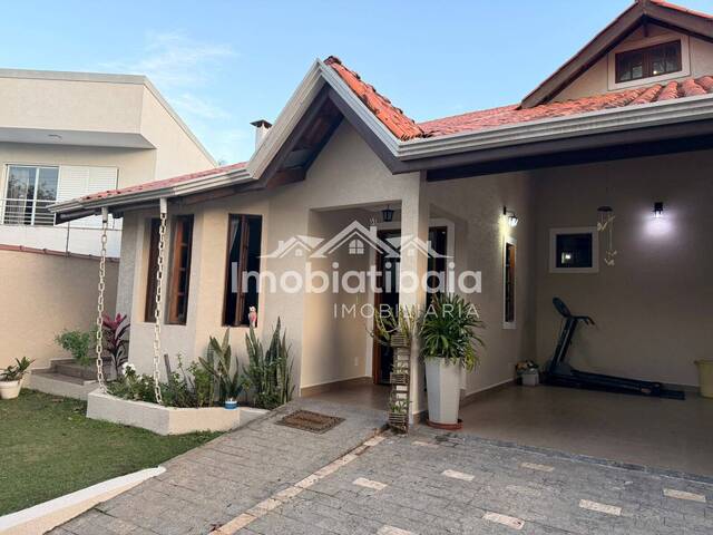 #1062 - Casa para Venda em Atibaia - SP