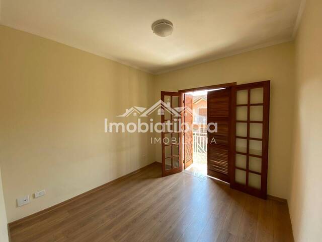 Casa para Venda em Atibaia - 5