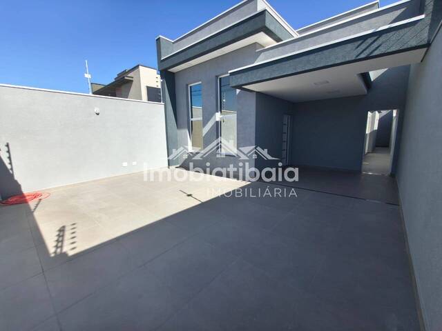 Casa para Venda em Atibaia - 2
