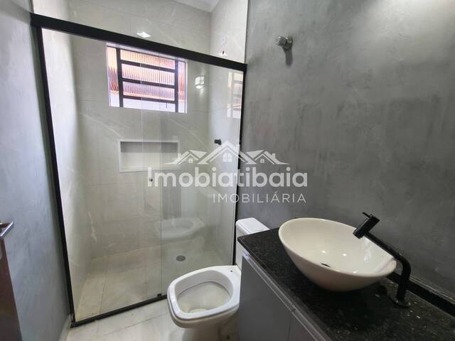 Casa para Venda em Atibaia - 4