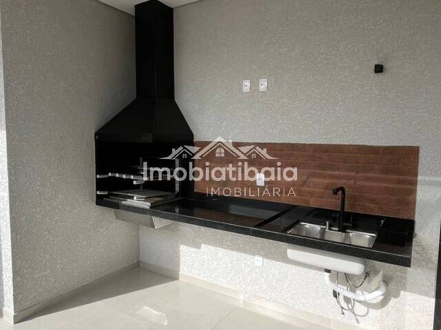 Casa para Venda em Atibaia - 5