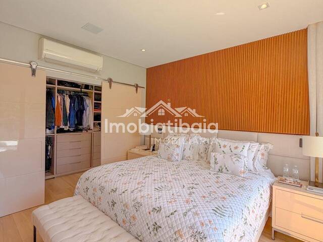 Casa para Venda em Atibaia - 2