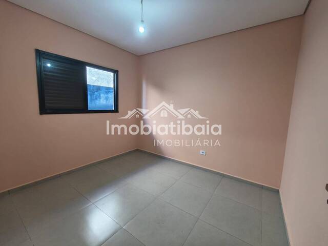 Casa para Venda em Atibaia - 4