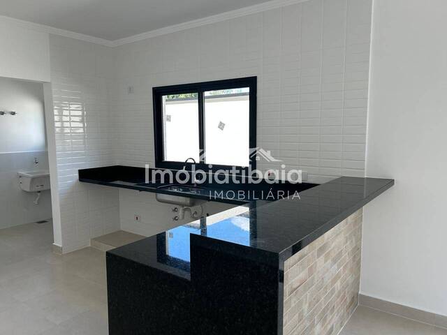 Casa para Venda em Atibaia - 2