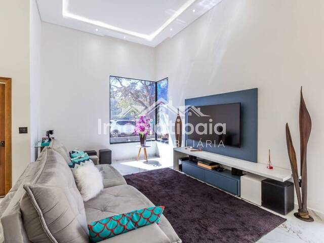 Casa para Venda em Atibaia - 2